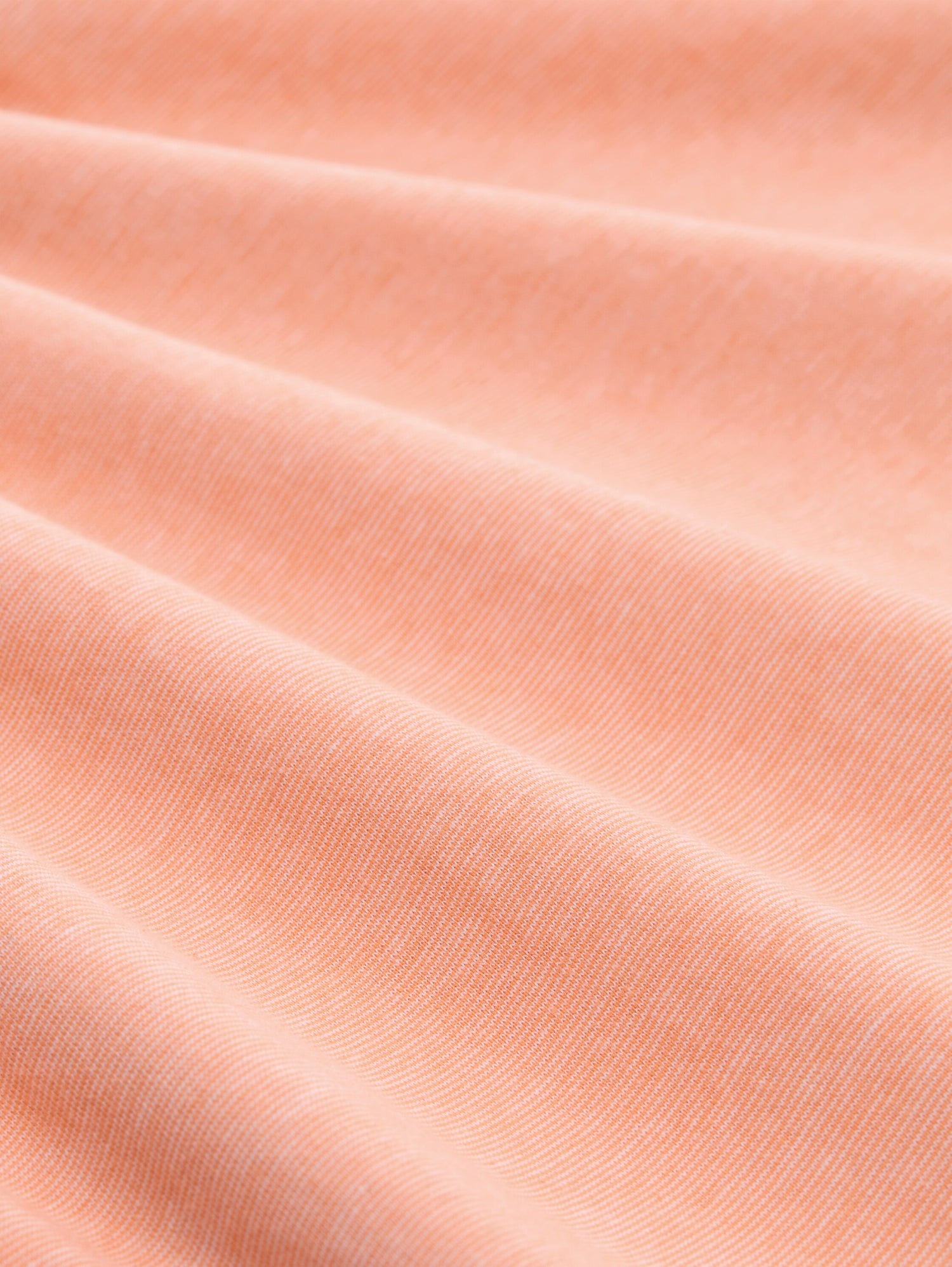 T-Shirt mit feinem Streifenmuster