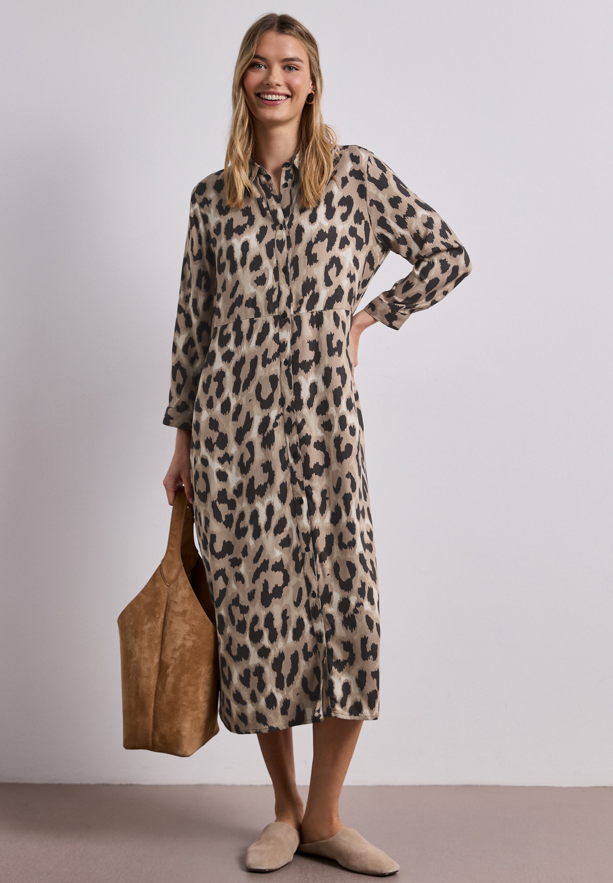 Midi-Kleid mit durchgehender Knopfleiste