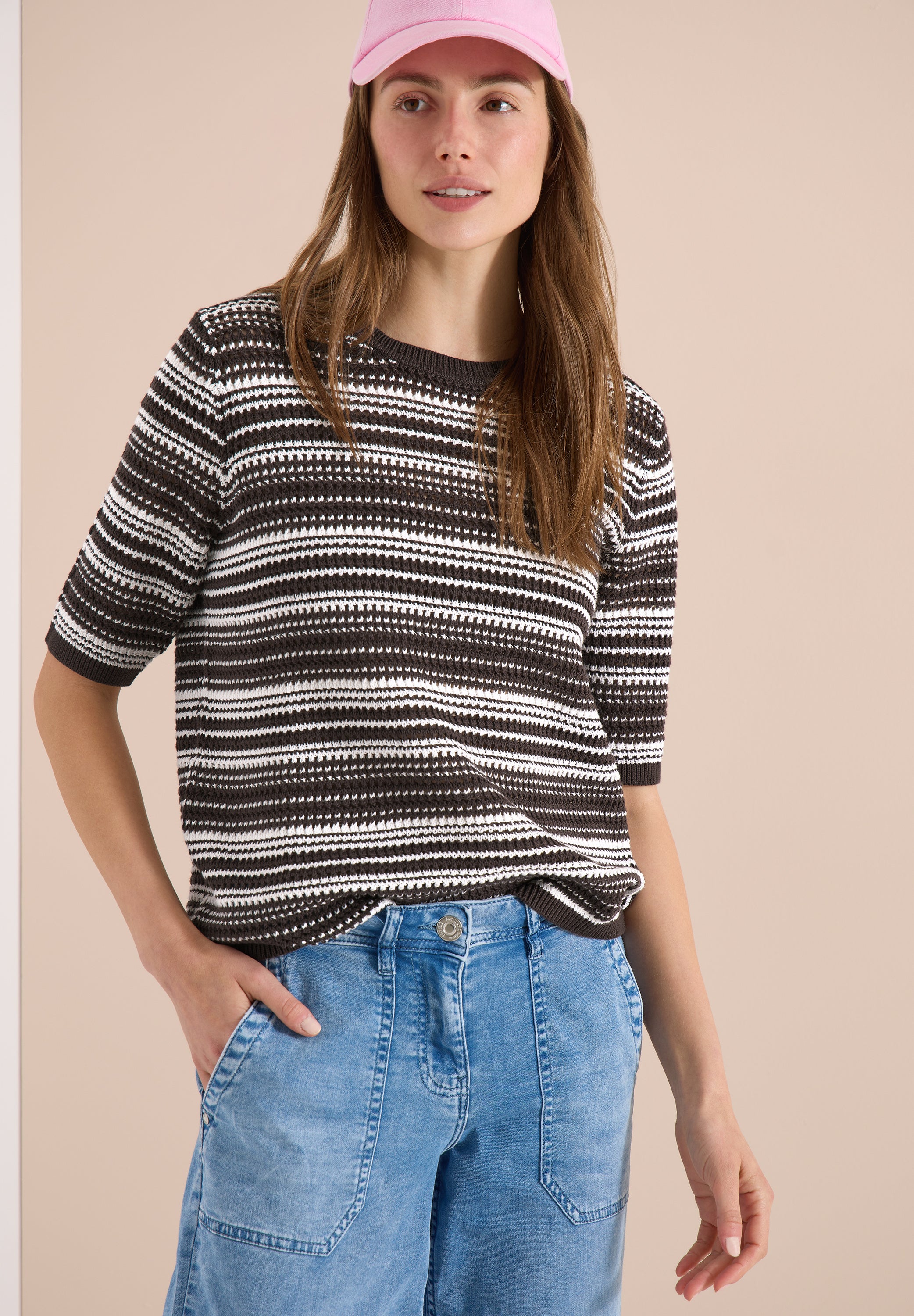 Kurzarm Pullover mit Rundhals und Streifen