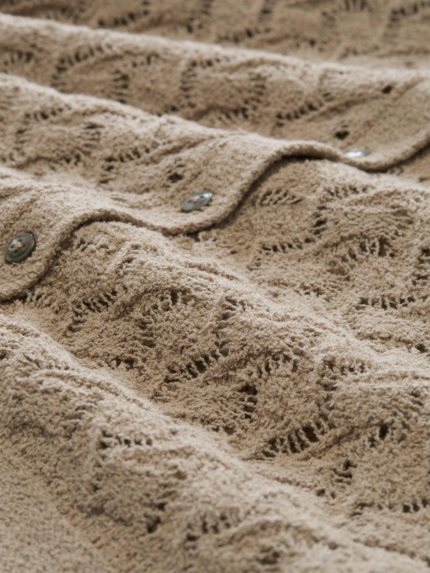 Strickweste mit Knopfleiste
