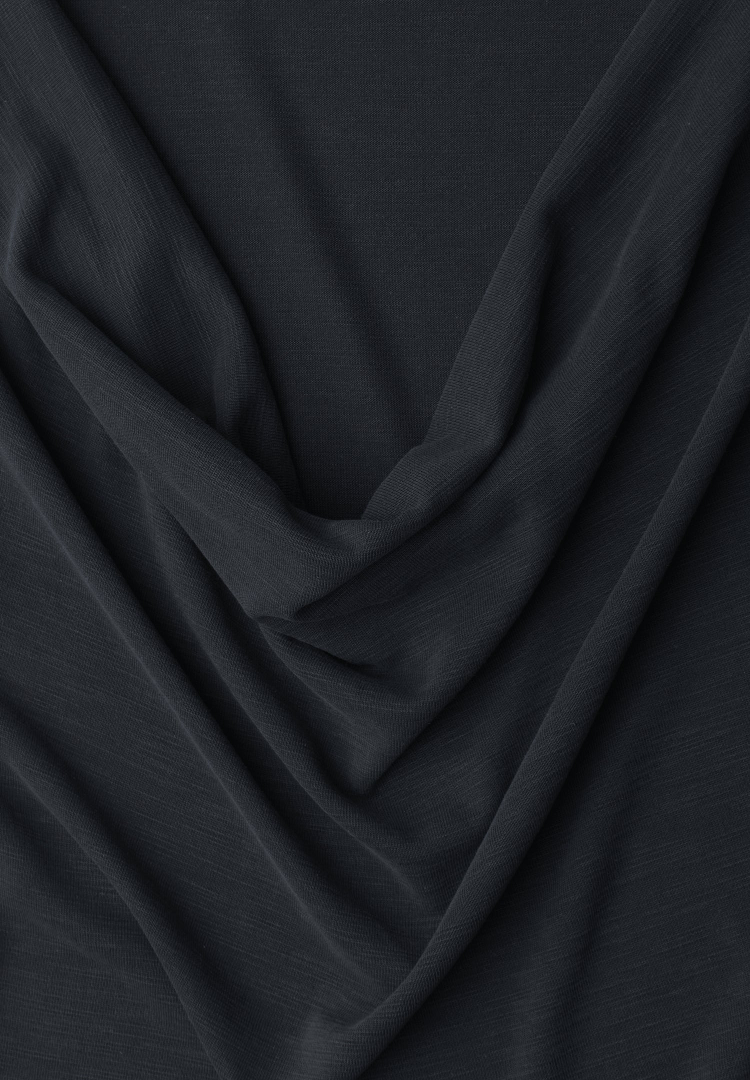 Silk-Look Top mit Wasserfall-Ausschnitt