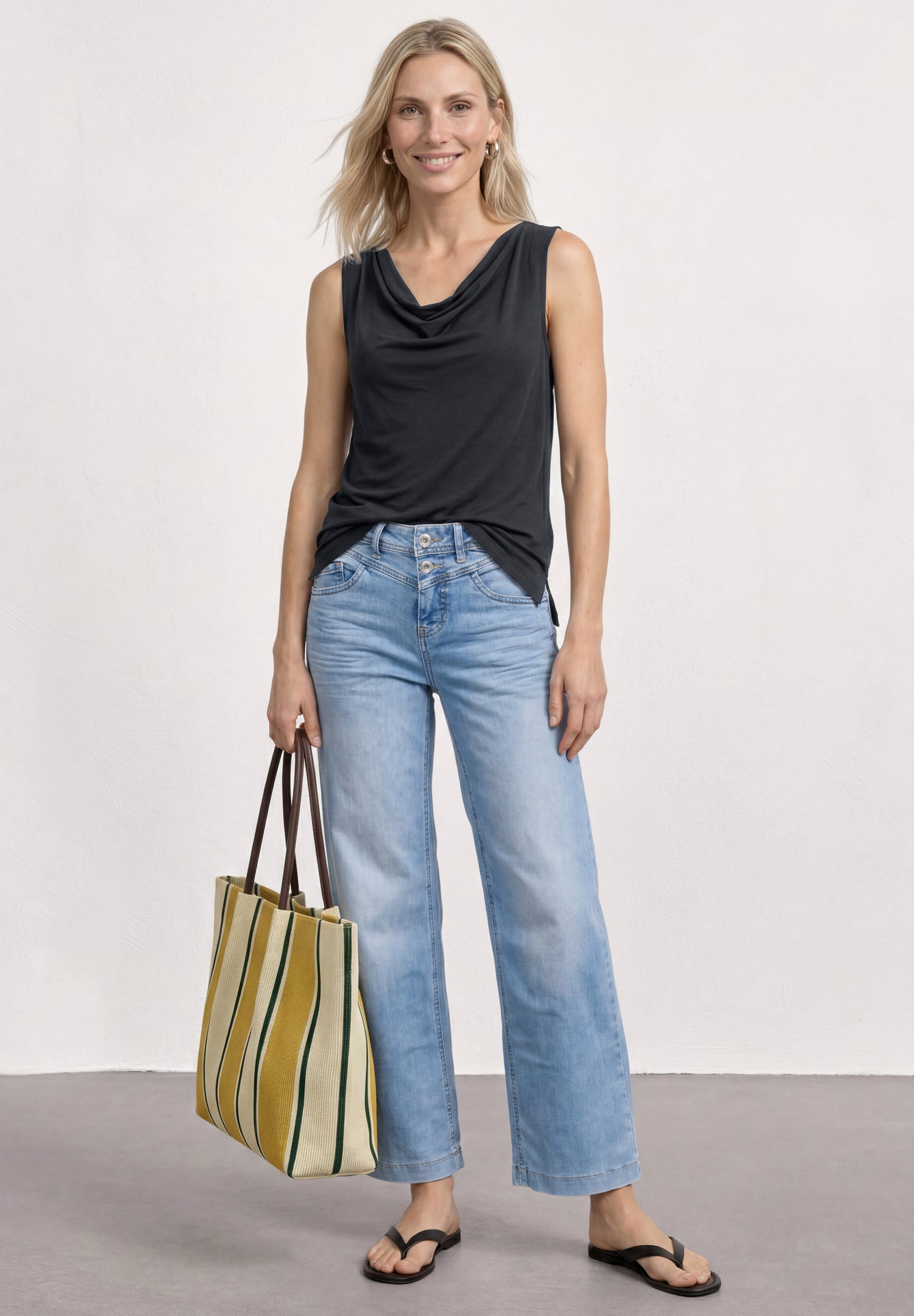 Silk-Look Top mit Wasserfall-Ausschnitt