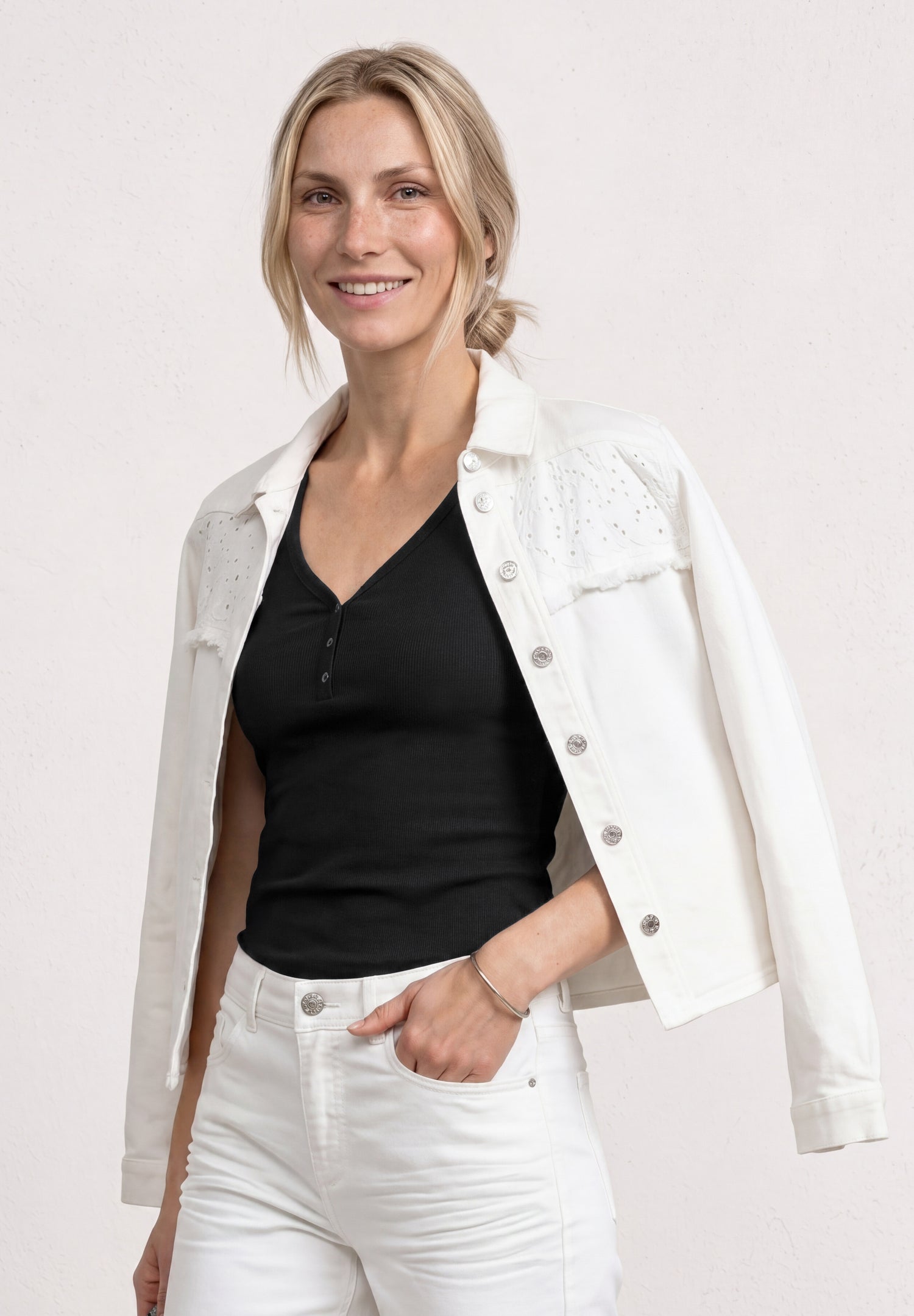 Top in Rippstruktur mit V-Neck