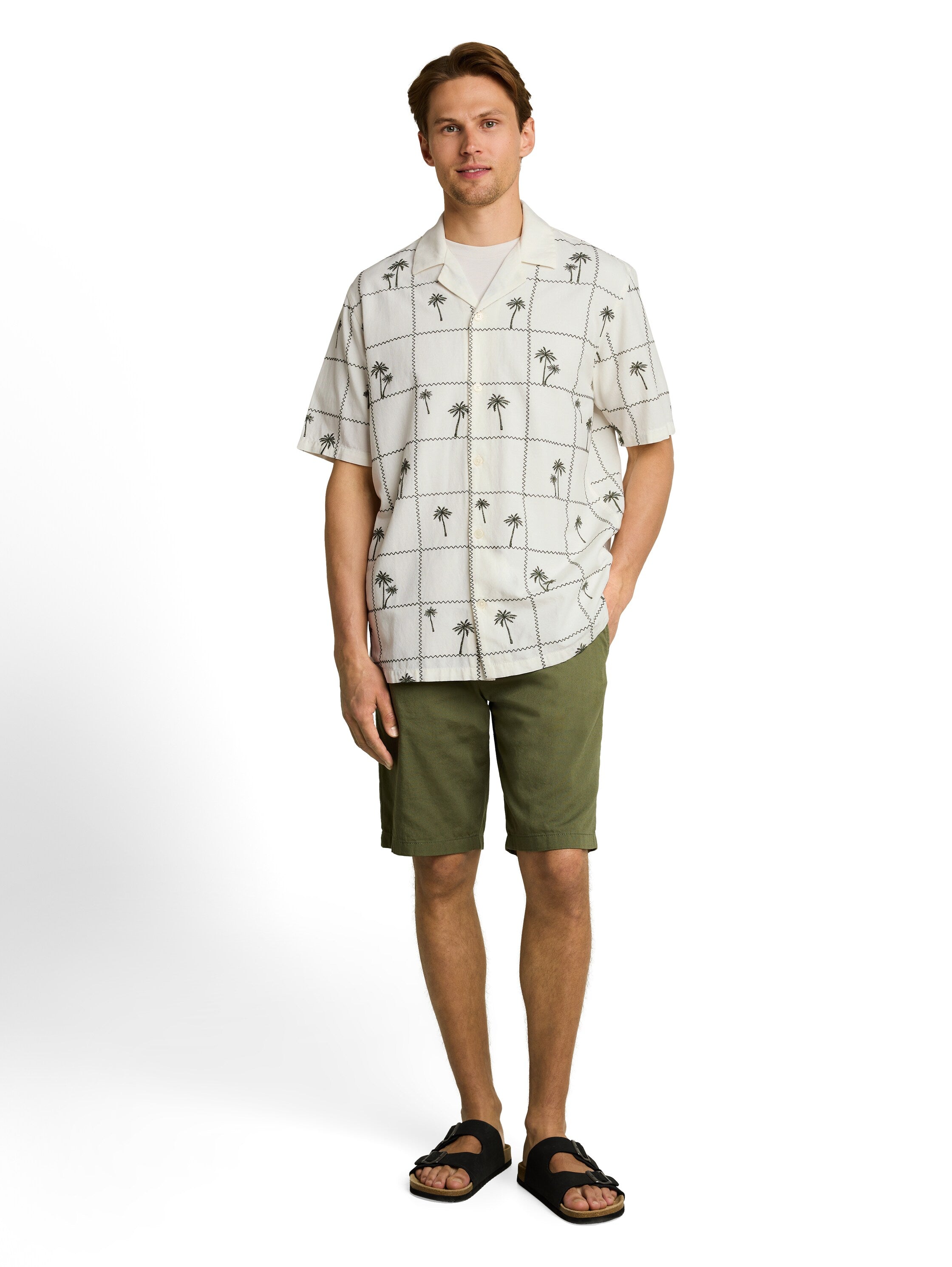 Relaxed Fit Kurzarmhemd mit Stickerei