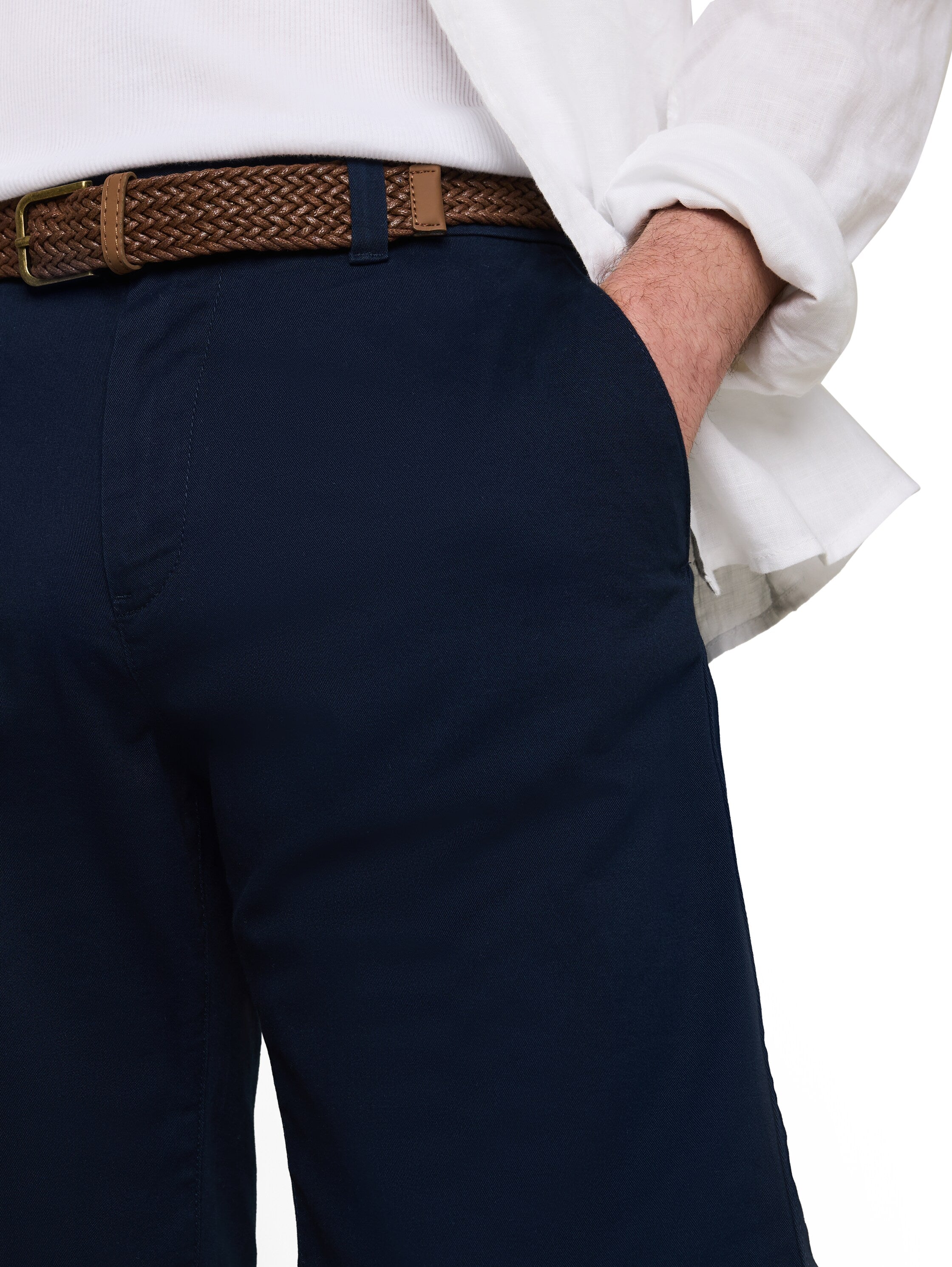 Regular Chino Shorts mit Gürtel