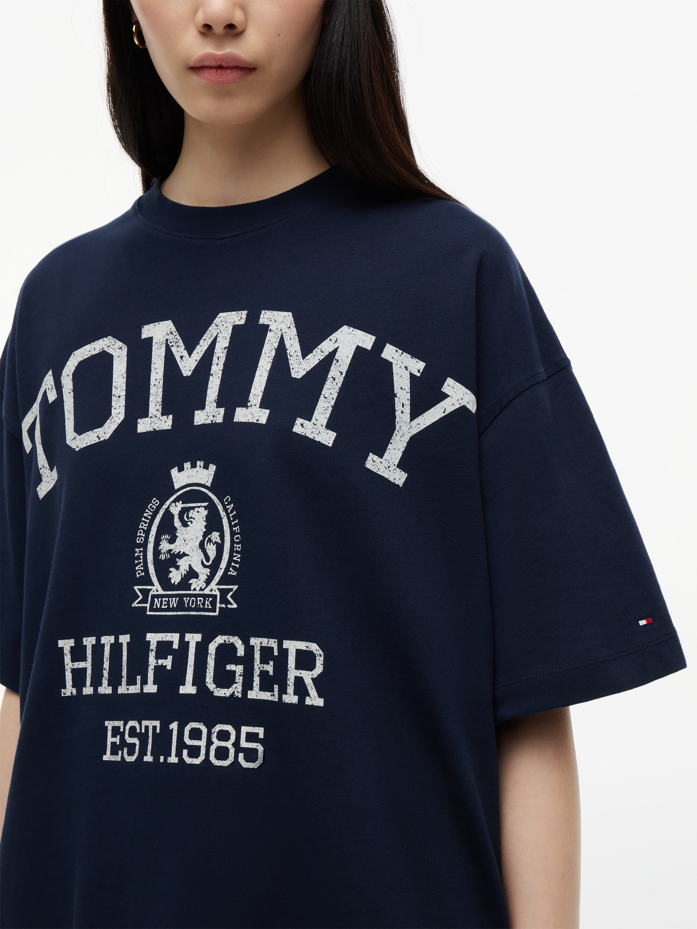 VARSITY CREST RLX SS T-SHIRT