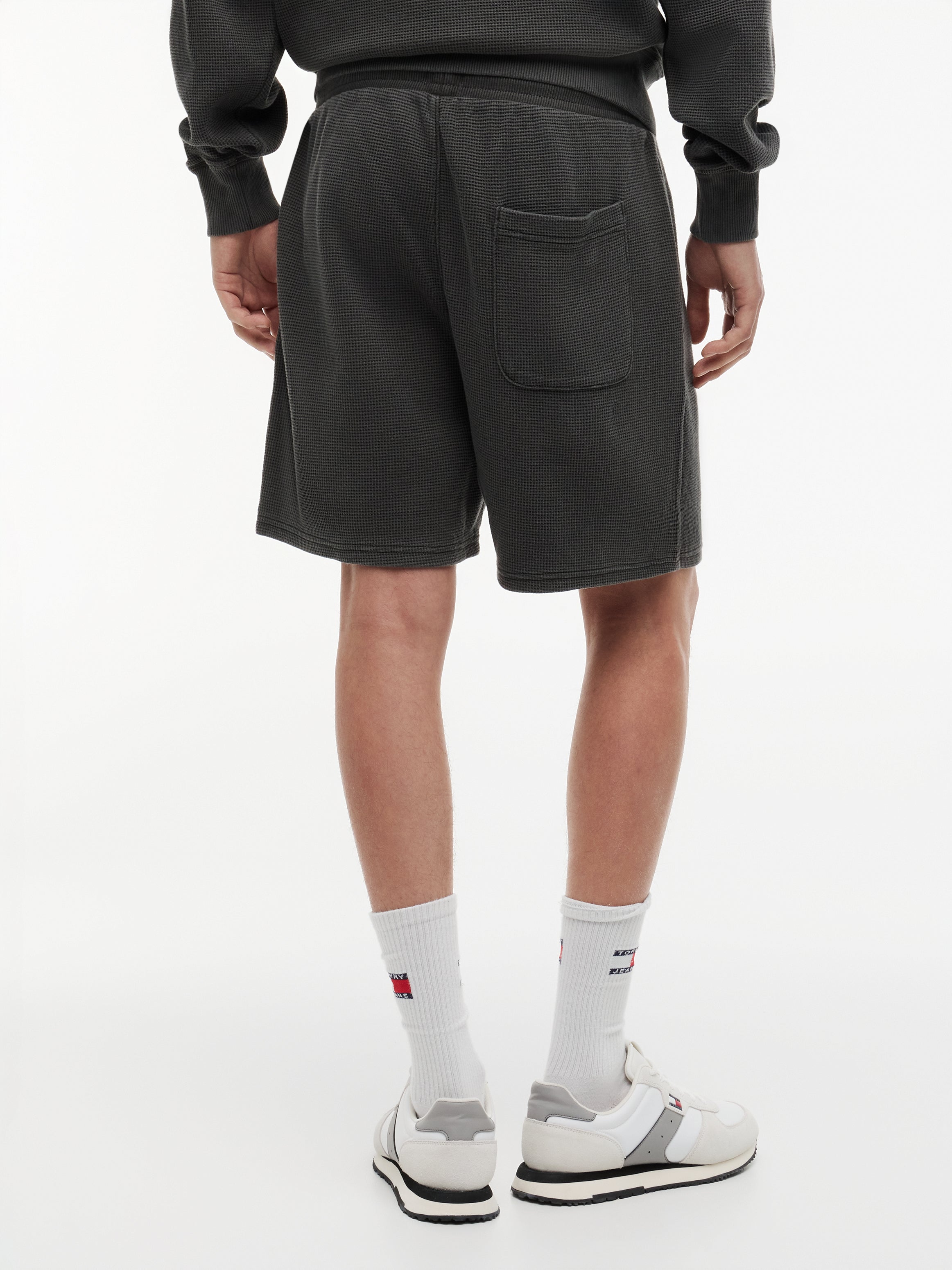 TJM WASHED WAFFLE BEACH SHORT