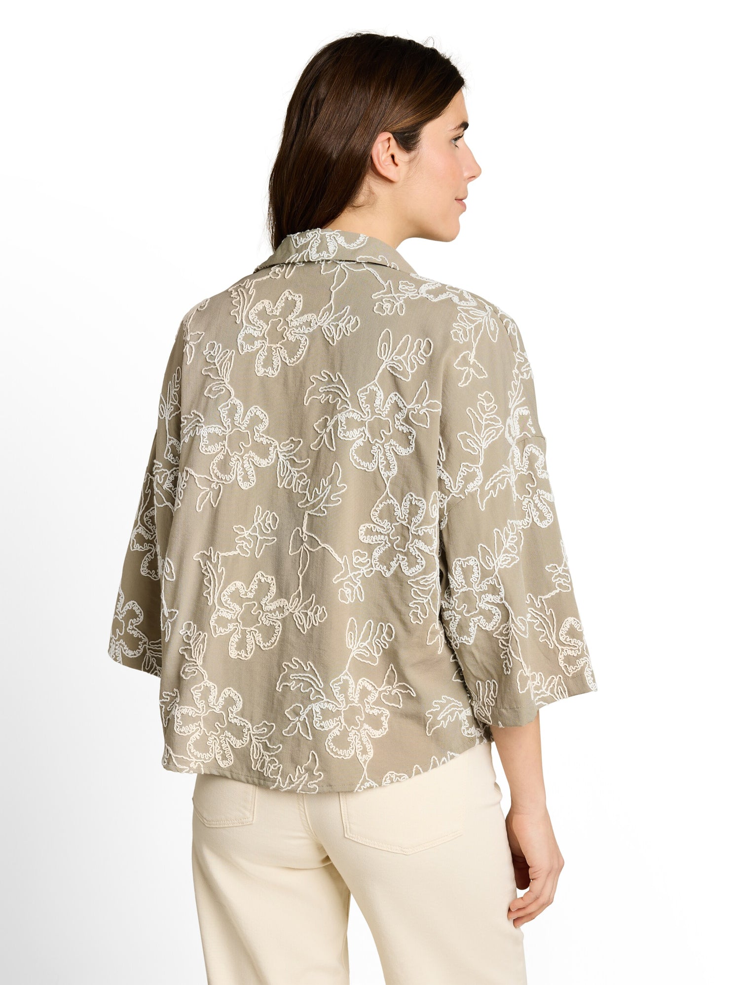 Oversize Bluse mit Blumen-Stickereien
