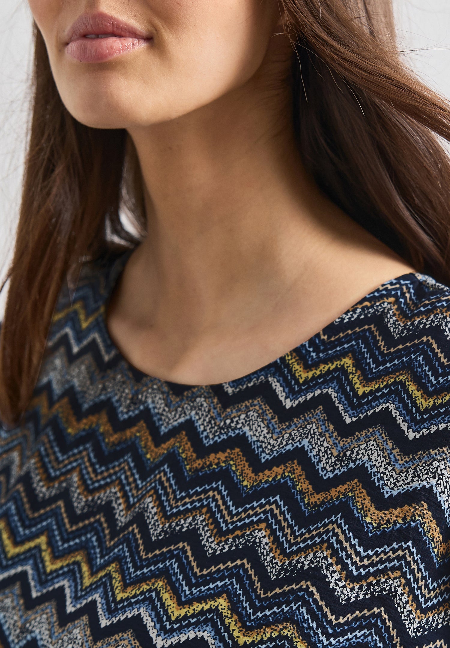 Dropped Shoulder Blusenshirt mit Rundhals
