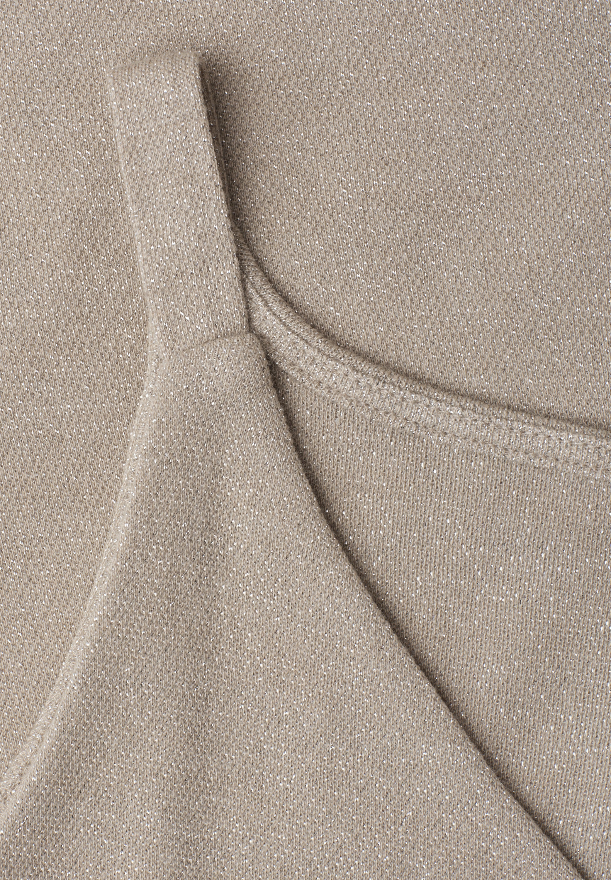 Top mit V-Neck und Glitzerdetails