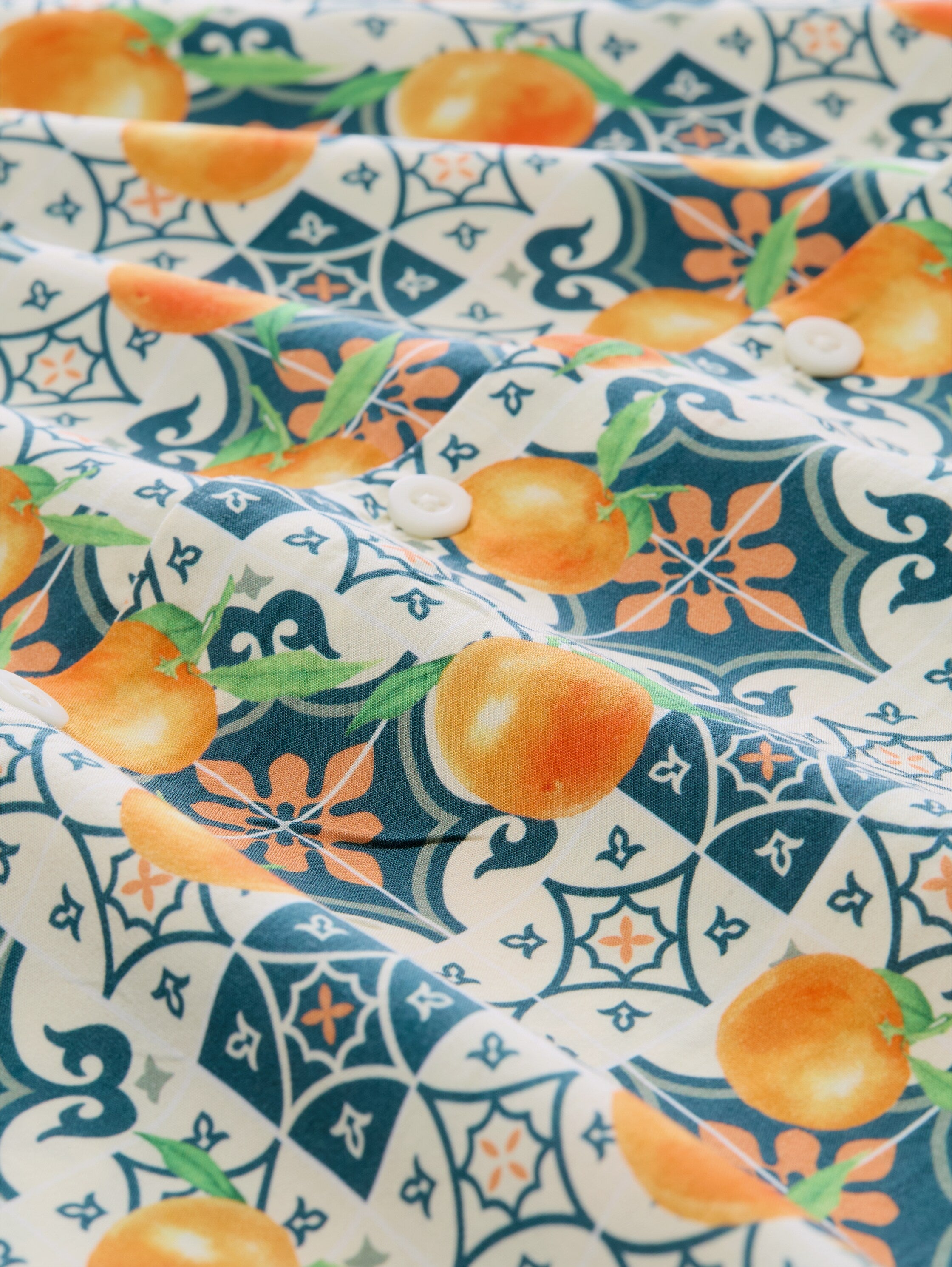 Loose Fit Resort Kurzarmhemd mit Rückenprint