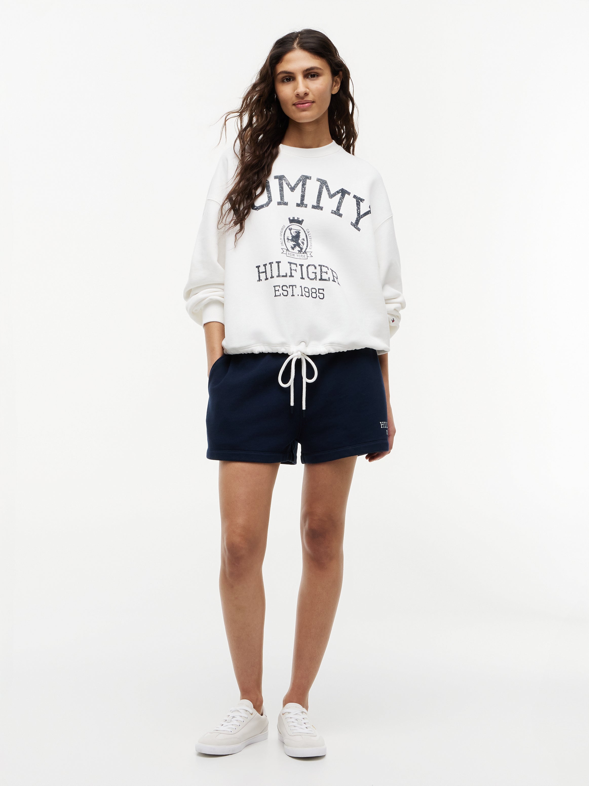 VARSITY CREST MDRN SWEATSHIRT