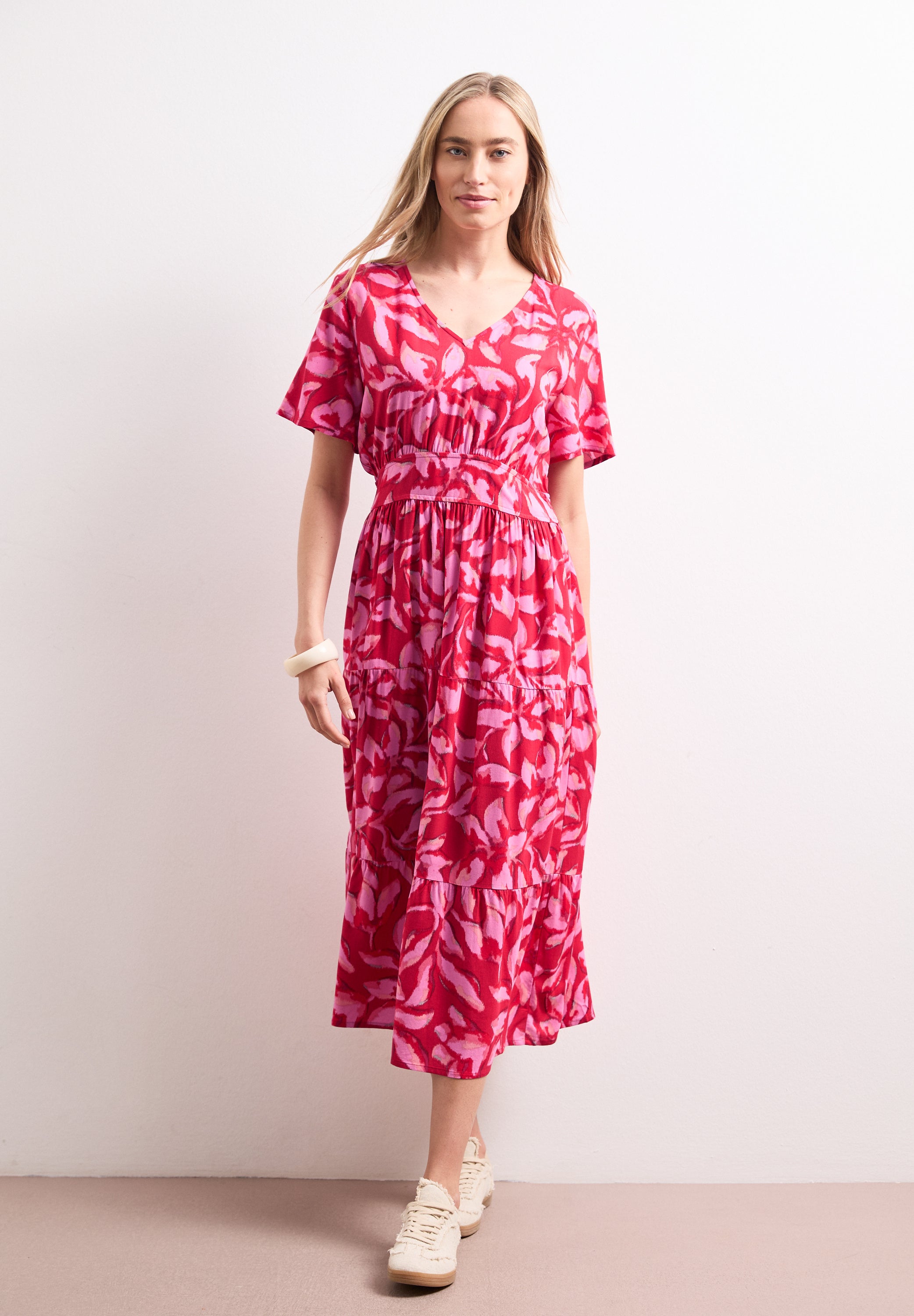 Midi-Kleid mit Print und Smok-Detail