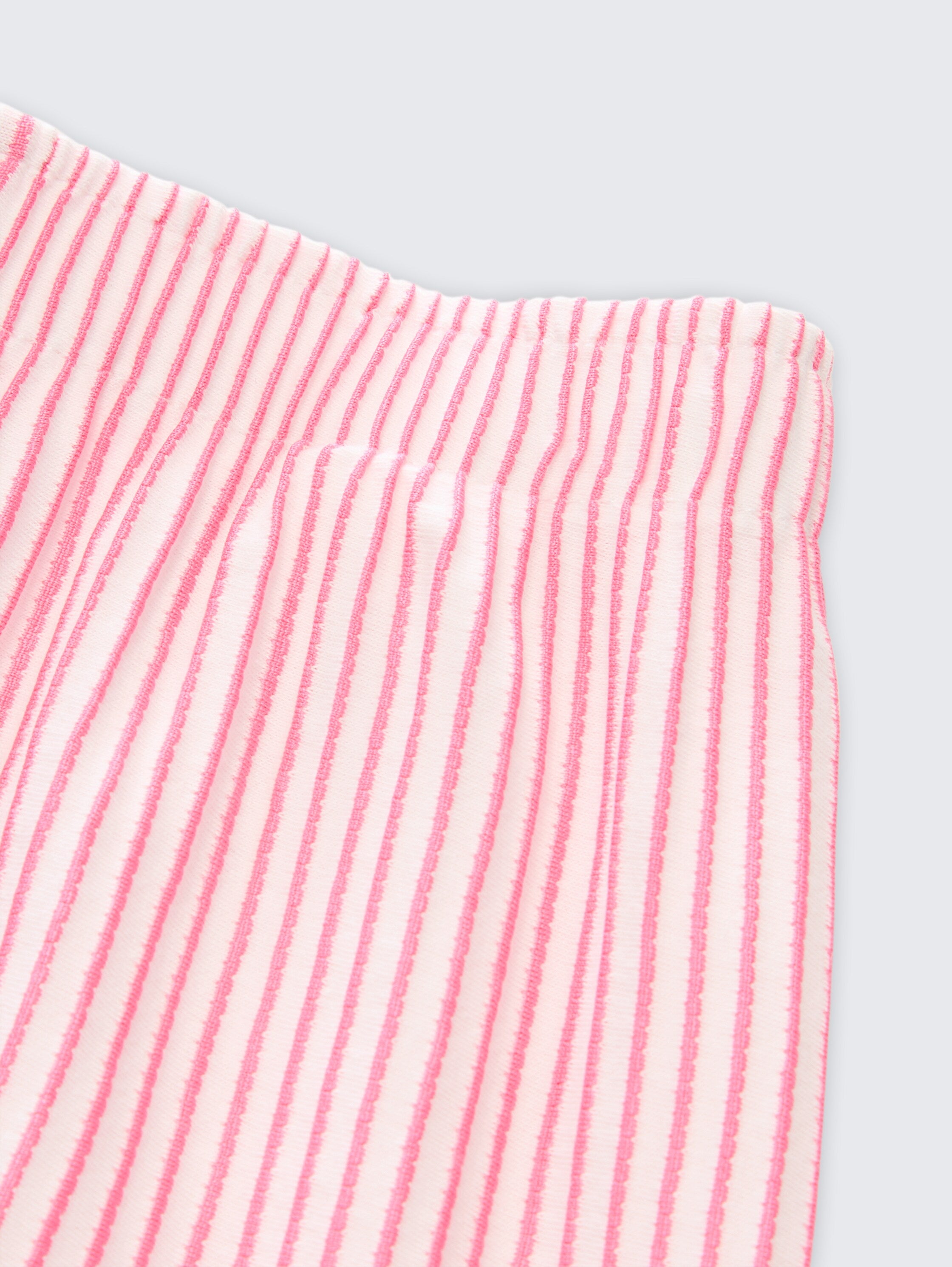 Shorts mit Streifenmuster