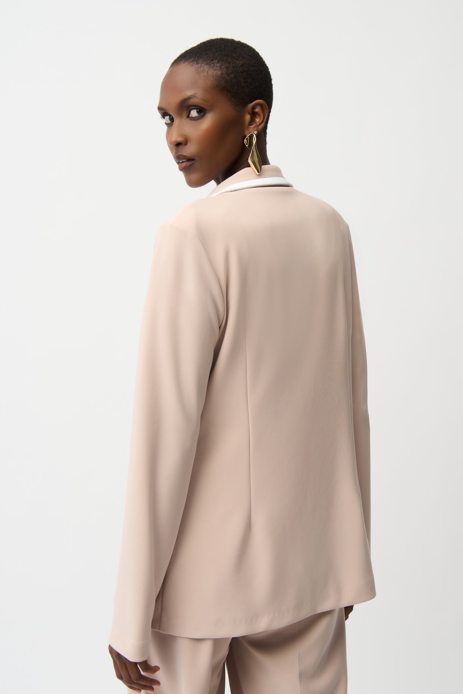 Taillierter Blazer aus Jersey