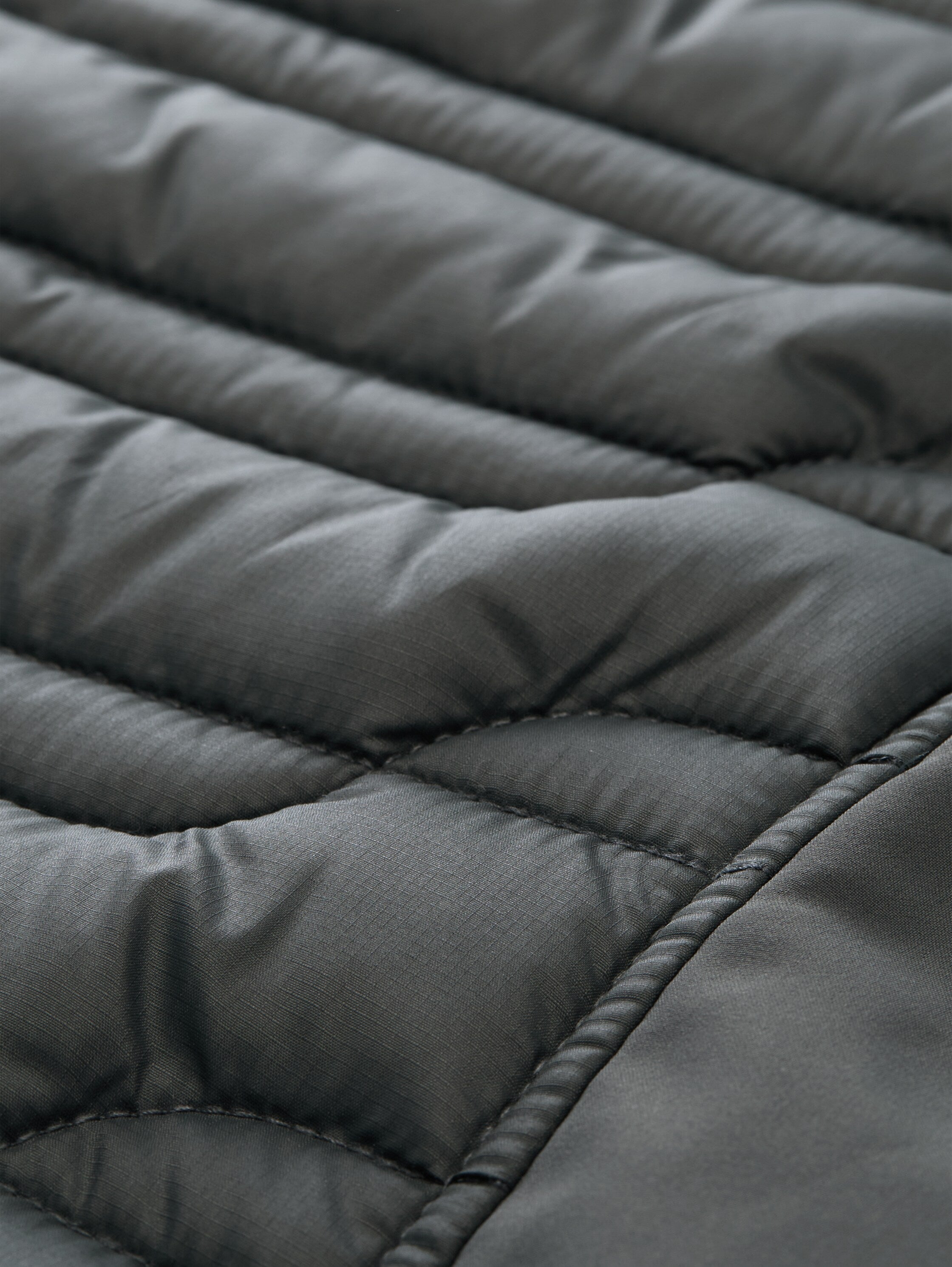 Lightweight Hybrid Steppjacke mit Stehkragen