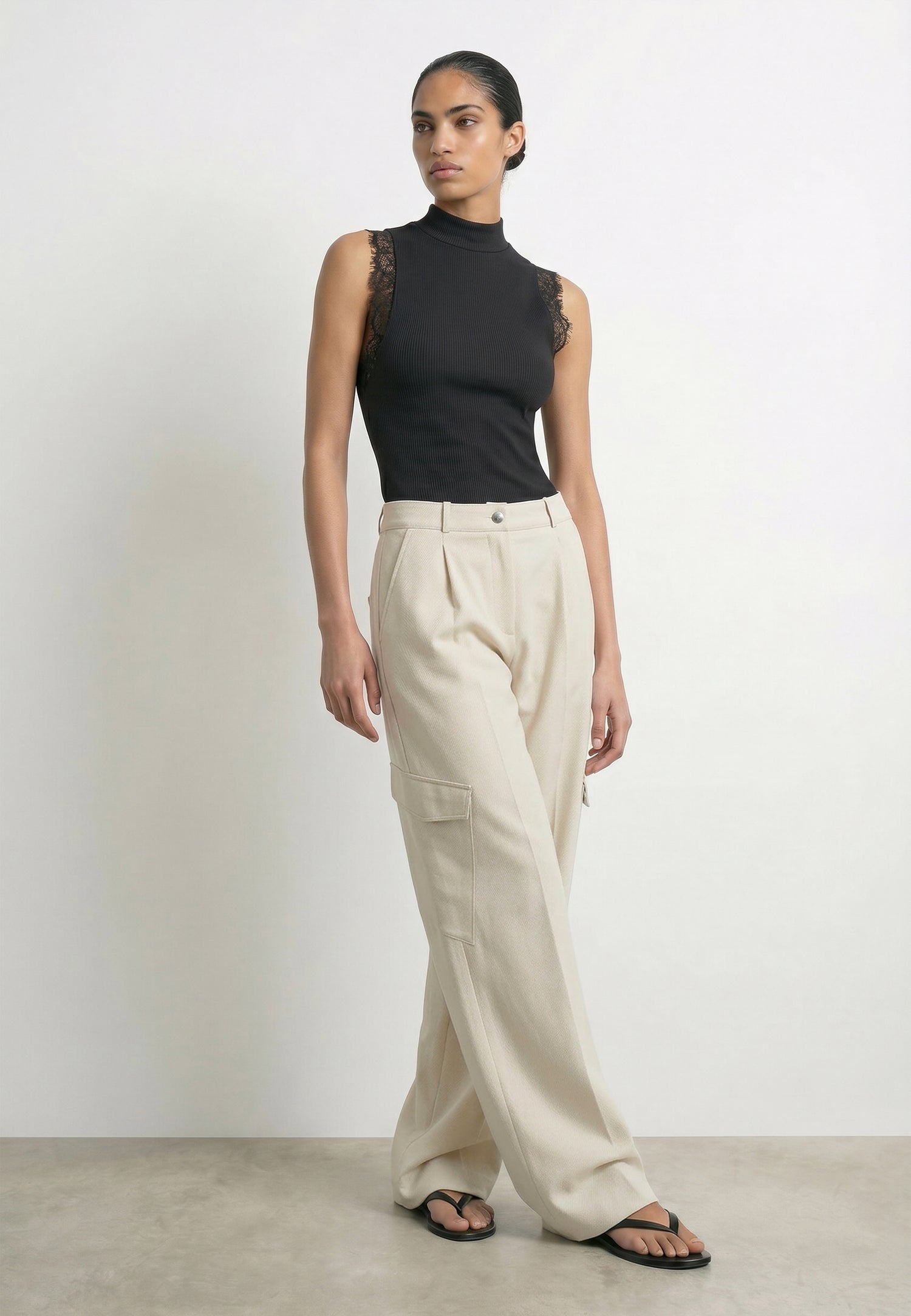 HDIDA HIGH NECK LACE TOP