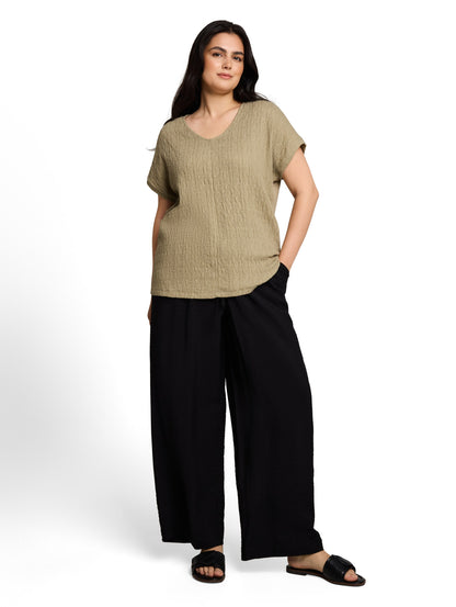 Plus Size - Loose Fit T-Shirt im Material-Mix
