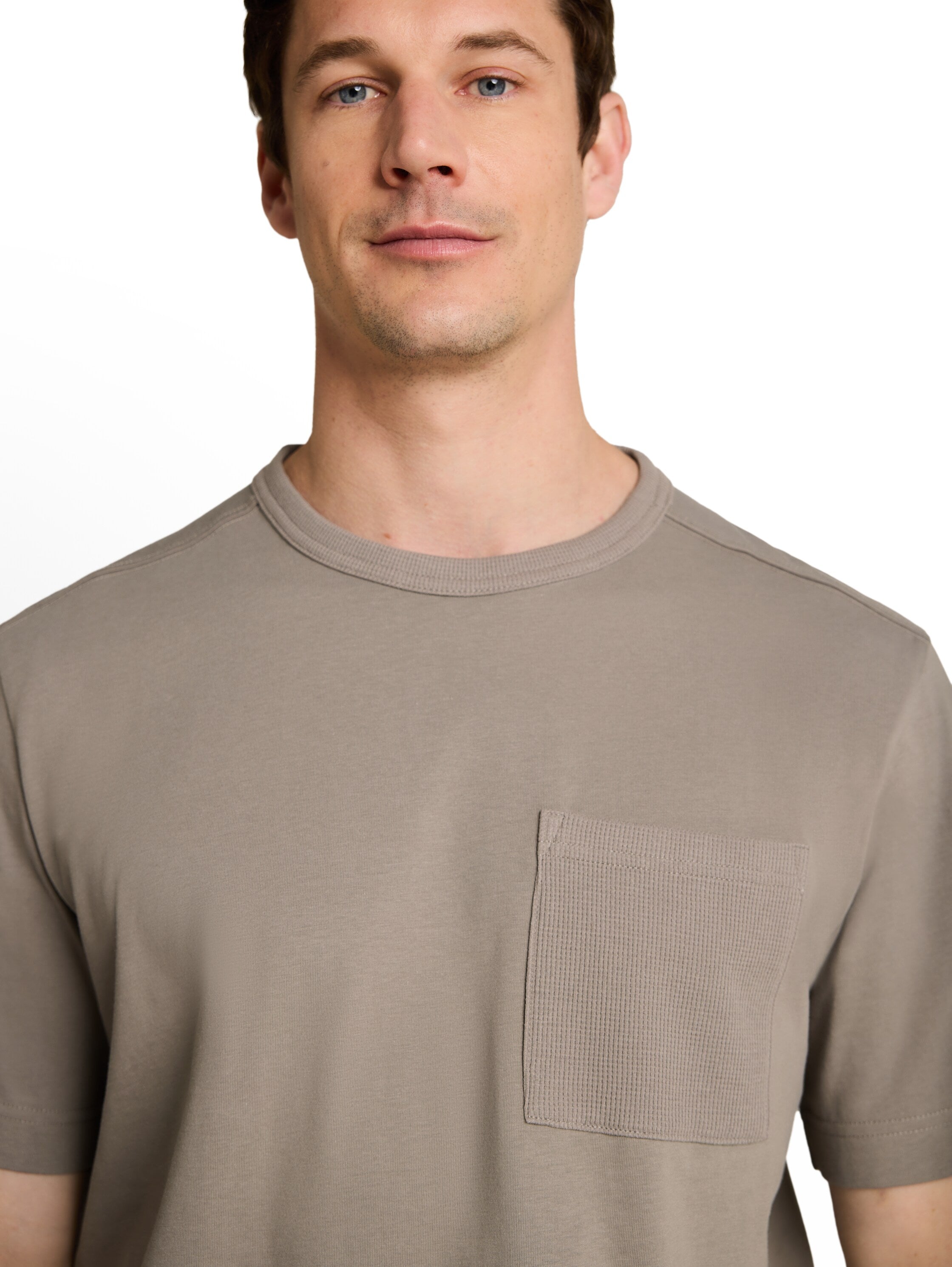 T-Shirt mit Brusttasche