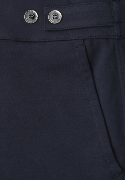 Slim Leg Hose im Loose Fit in Scubaqualität