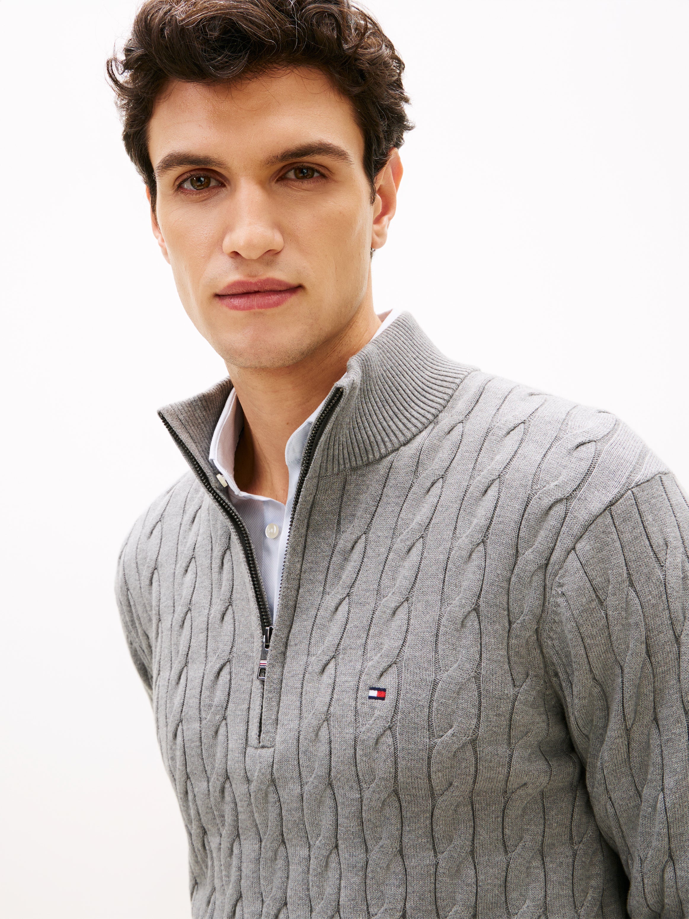CLASSIC COTTON CABLE ZIP MOCK