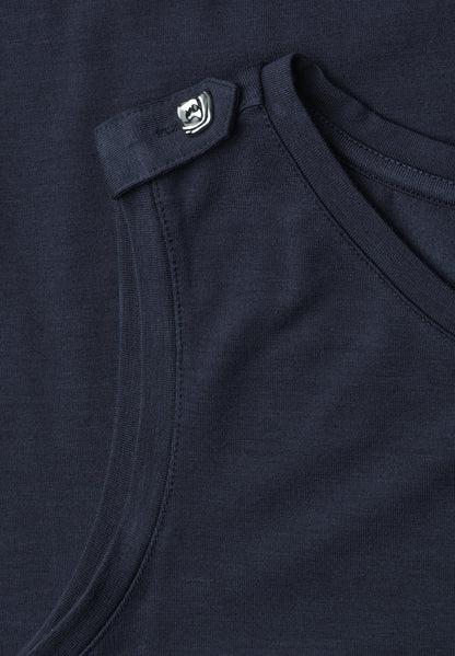 Knielanges Kleid mit Rundhals und Knopfdetail