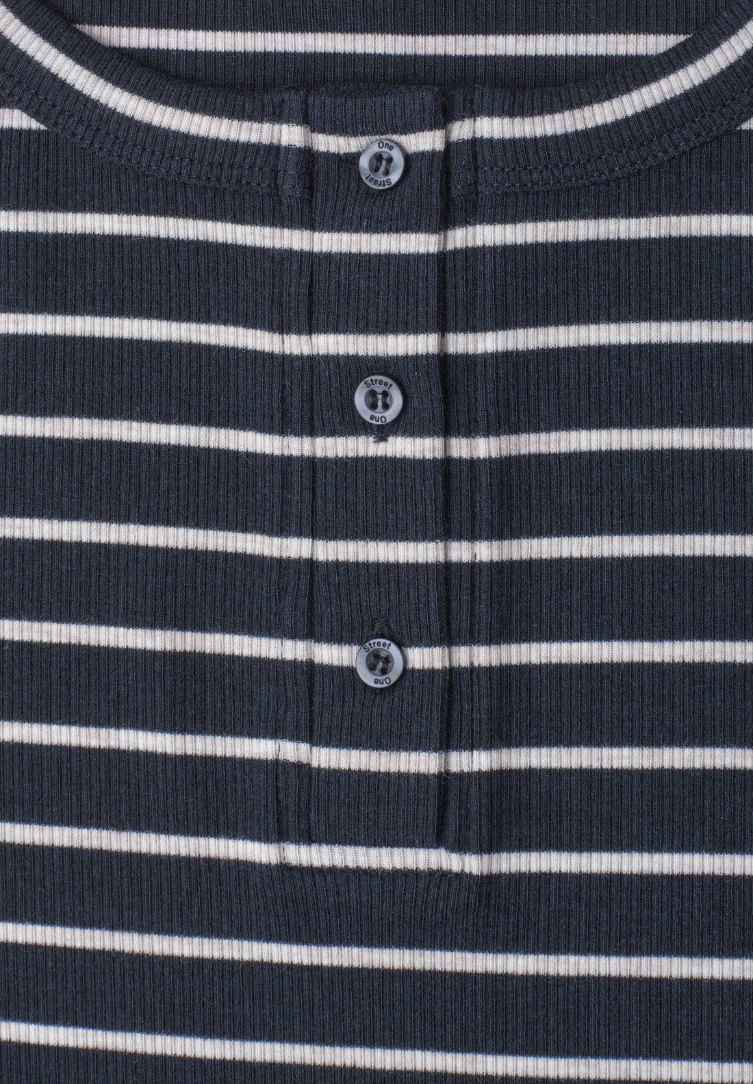 Midikleid mit Strukturmix und Knopfdetail