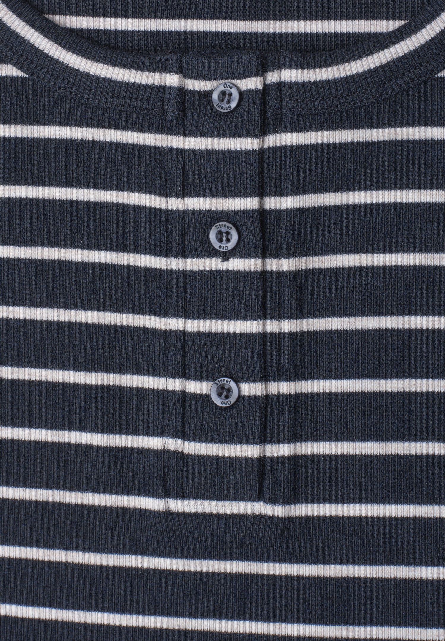 Midikleid mit Strukturmix und Knopfdetail