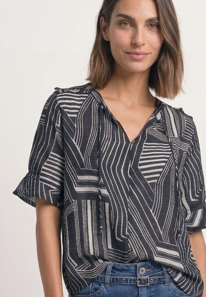 Kurzarm Bluse mit Split Neck und Print