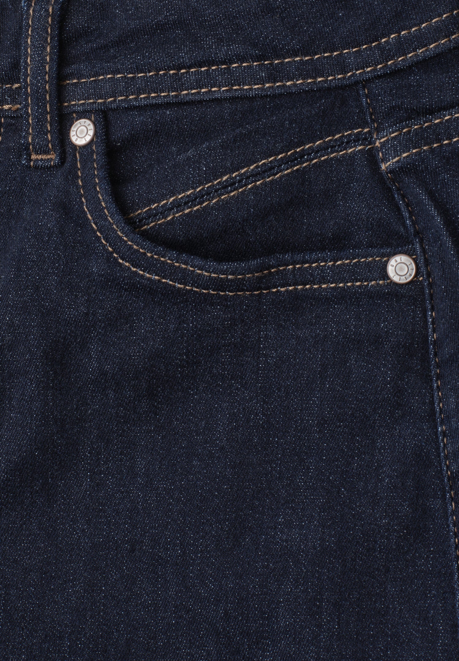High Waist Barrel Leg Jeans im Loose Fit