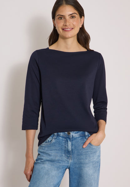 Basic Shirt mit U-Boot-Ausschnitt