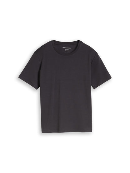 Basic T-Shirt