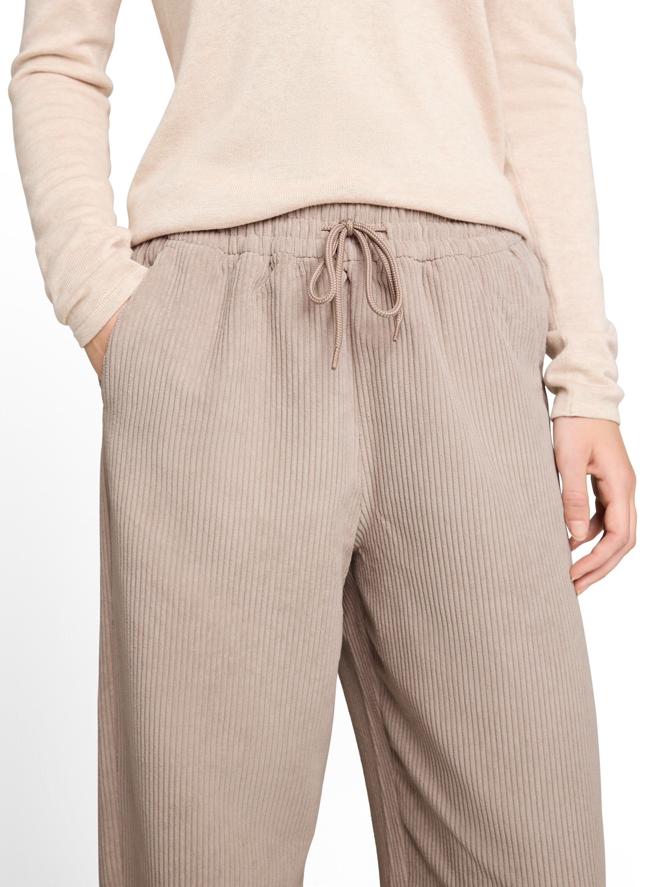 Barrel Cordhose mit Kordelzug