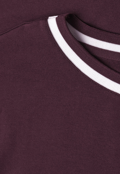 T-Shirt mit Rundhals und Kontrastdetail