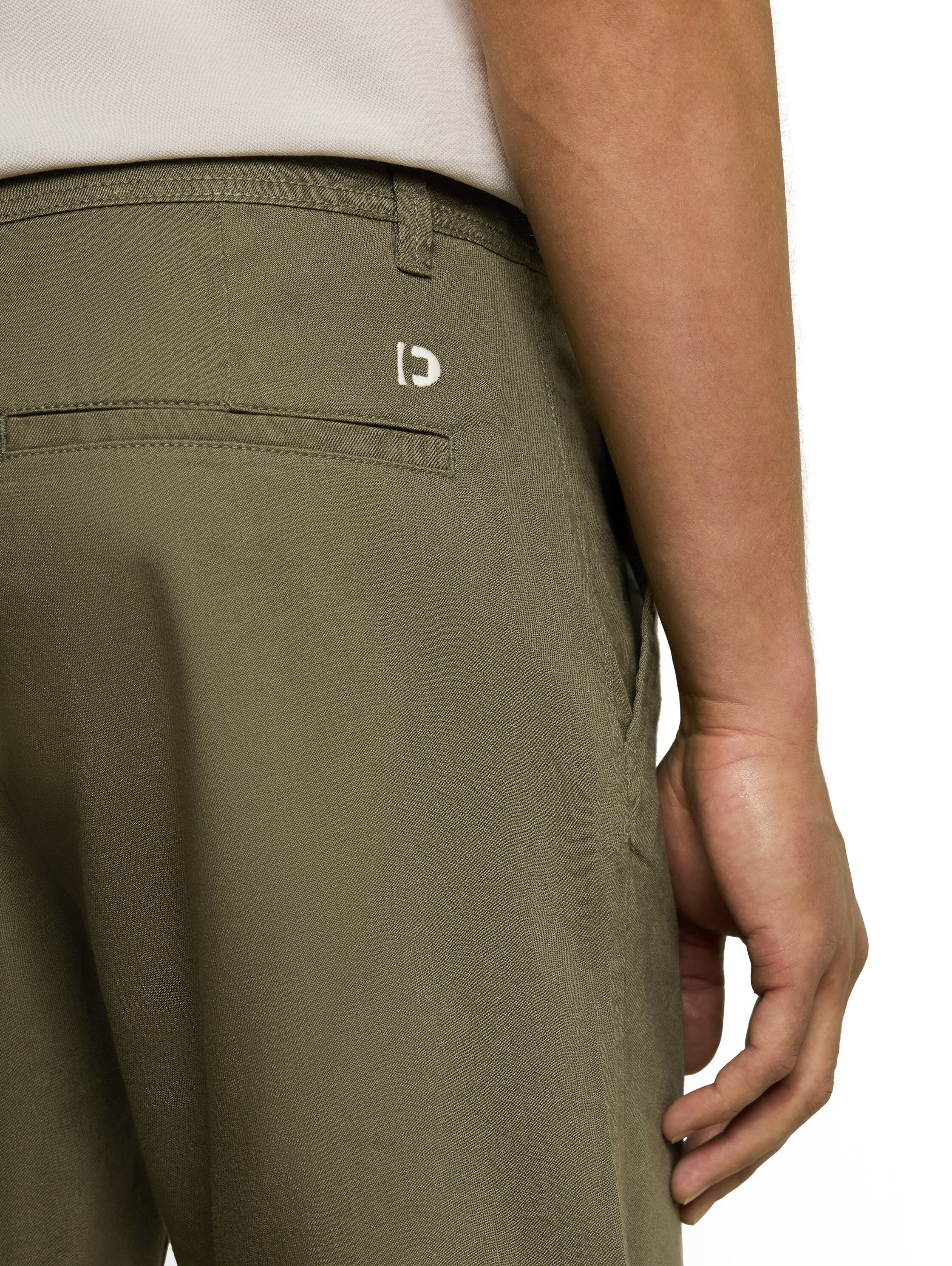 Chino Shorts aus Baumwolle