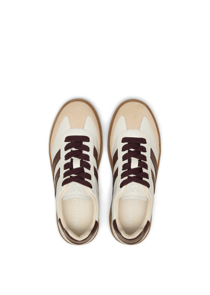 Sneaker Model Edith
