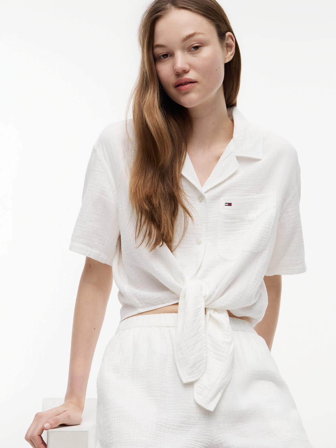 TJW TEXTURED TIE FRONT SS SHIRT