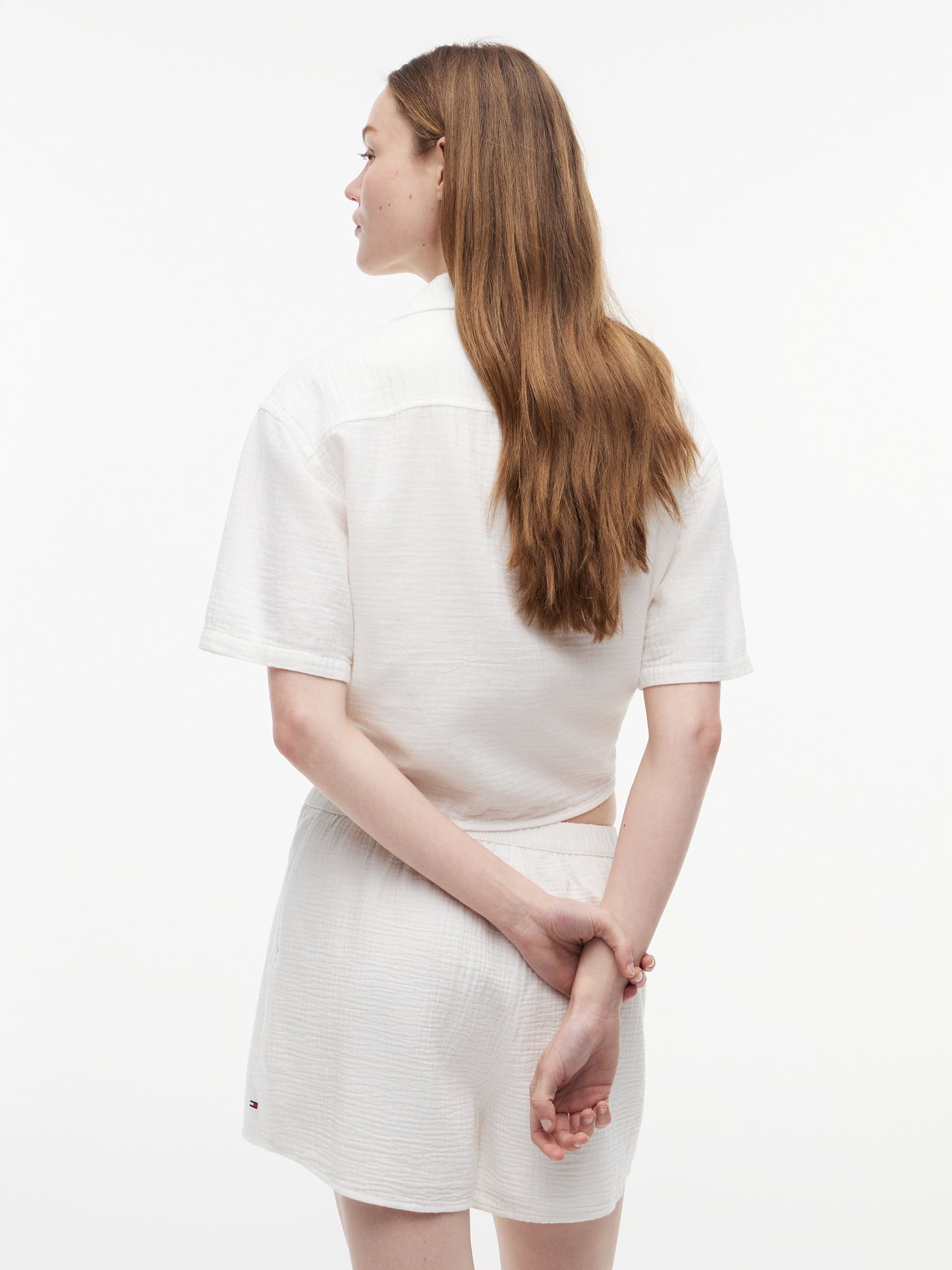 TJW TEXTURED TIE FRONT SS SHIRT