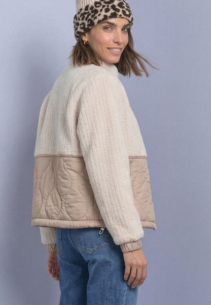 Teddy-Jacke mit Softshelldetails