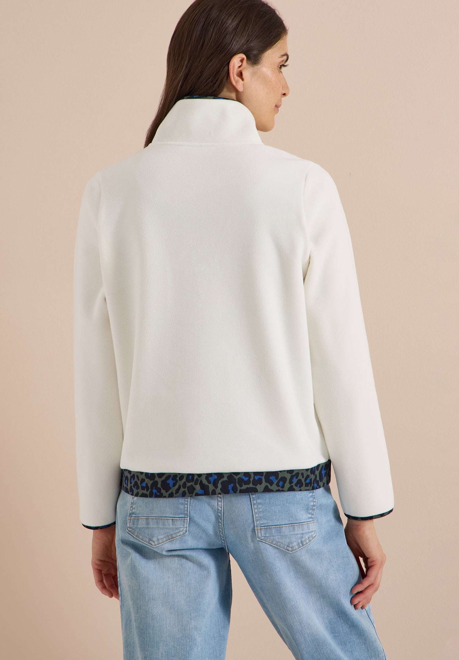 Fleece-Pullover mit Leo-Details
