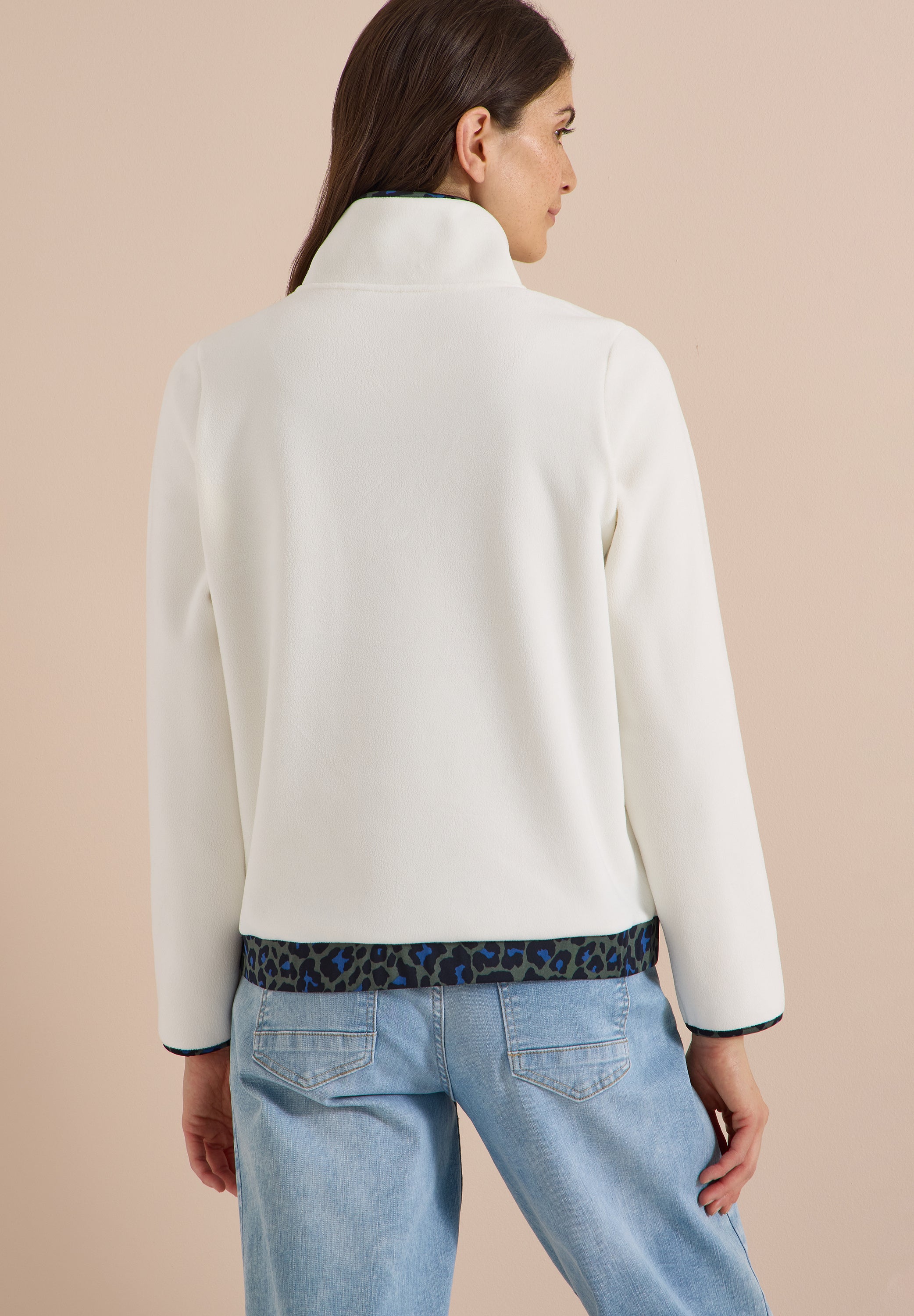 Fleece-Pullover mit Leo-Details