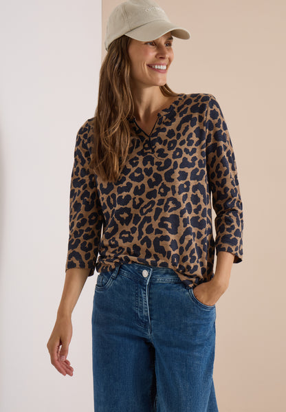 3/4-Arm Shirt mit Split Neck und Leo-Muster