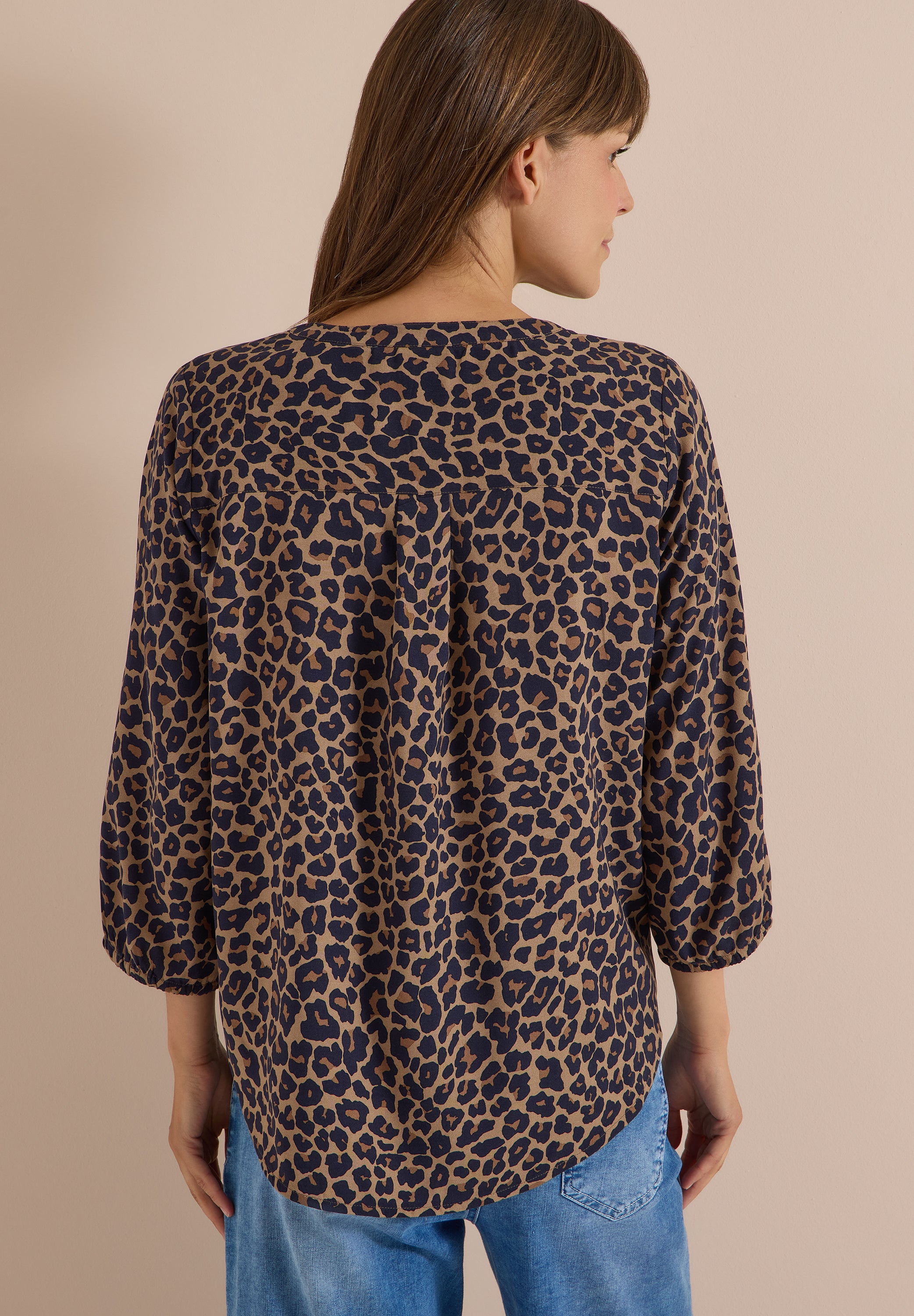 3/4-Arm Tunika mit Split Neck und Leo-Muster