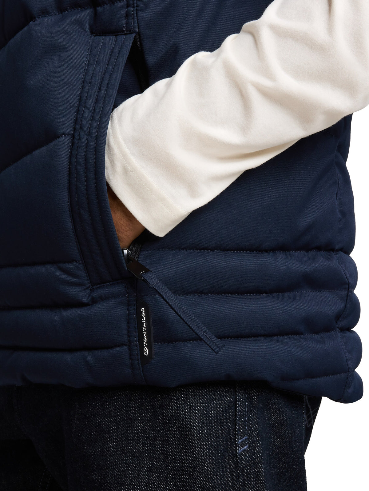 Puffer-Weste mit abnehmbarer Kapuze