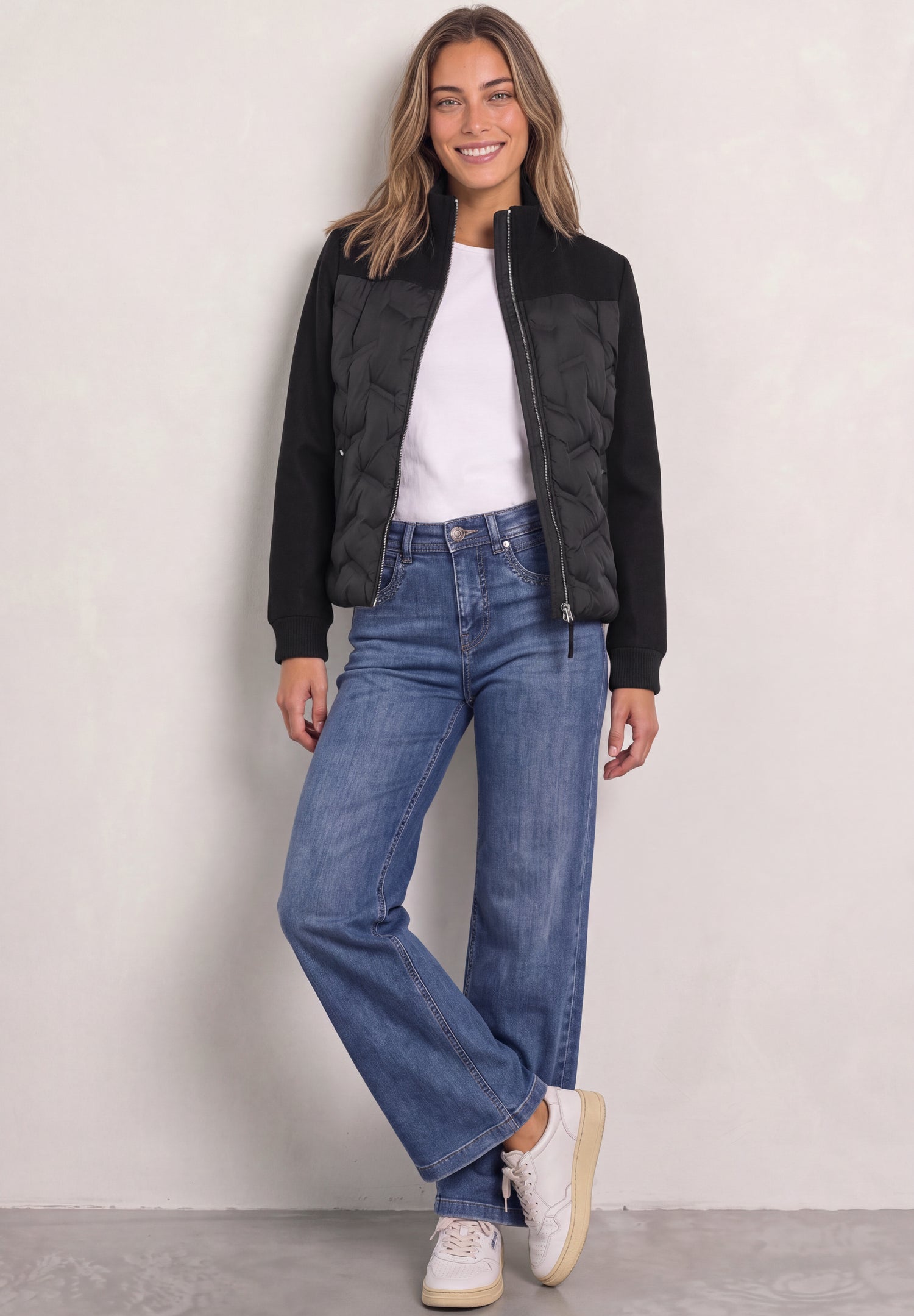 Strukturmix Jacke mit geklebter Steppung