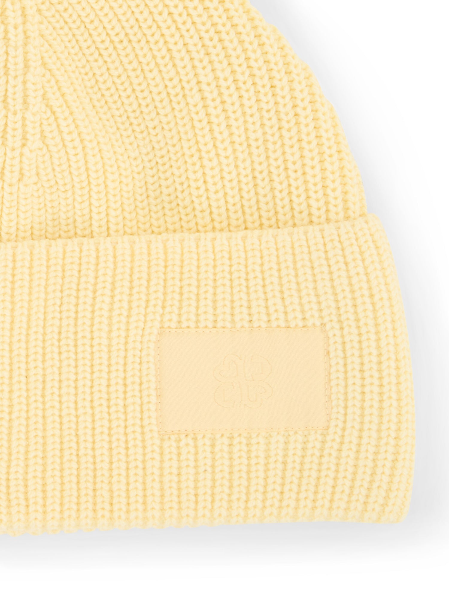 Beanie Mütze mit Badge