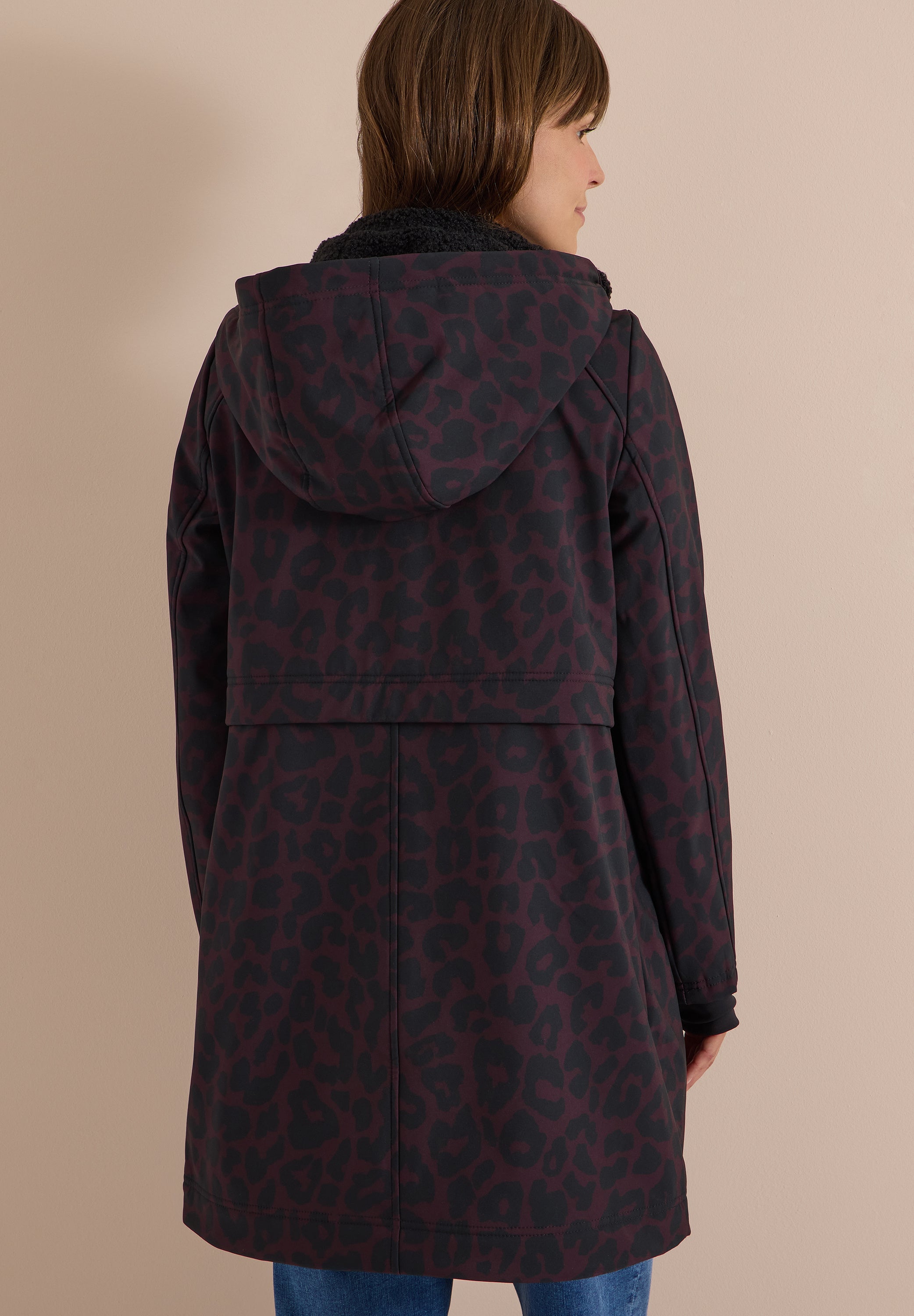 Softshell Mantel mit Kapuze und Leo-Muster