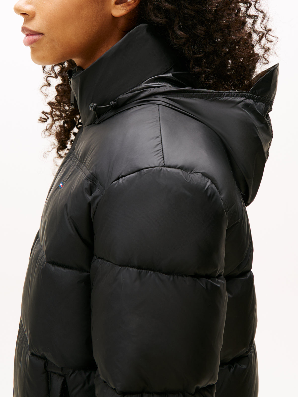 TJW PCKBL HOOD ESS PUFFER EXT