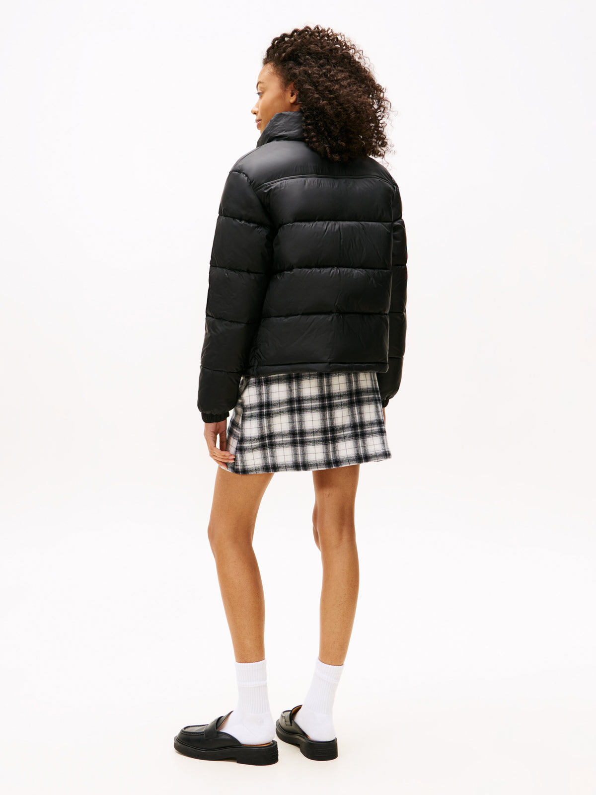 TJW PCKBL HOOD ESS PUFFER EXT