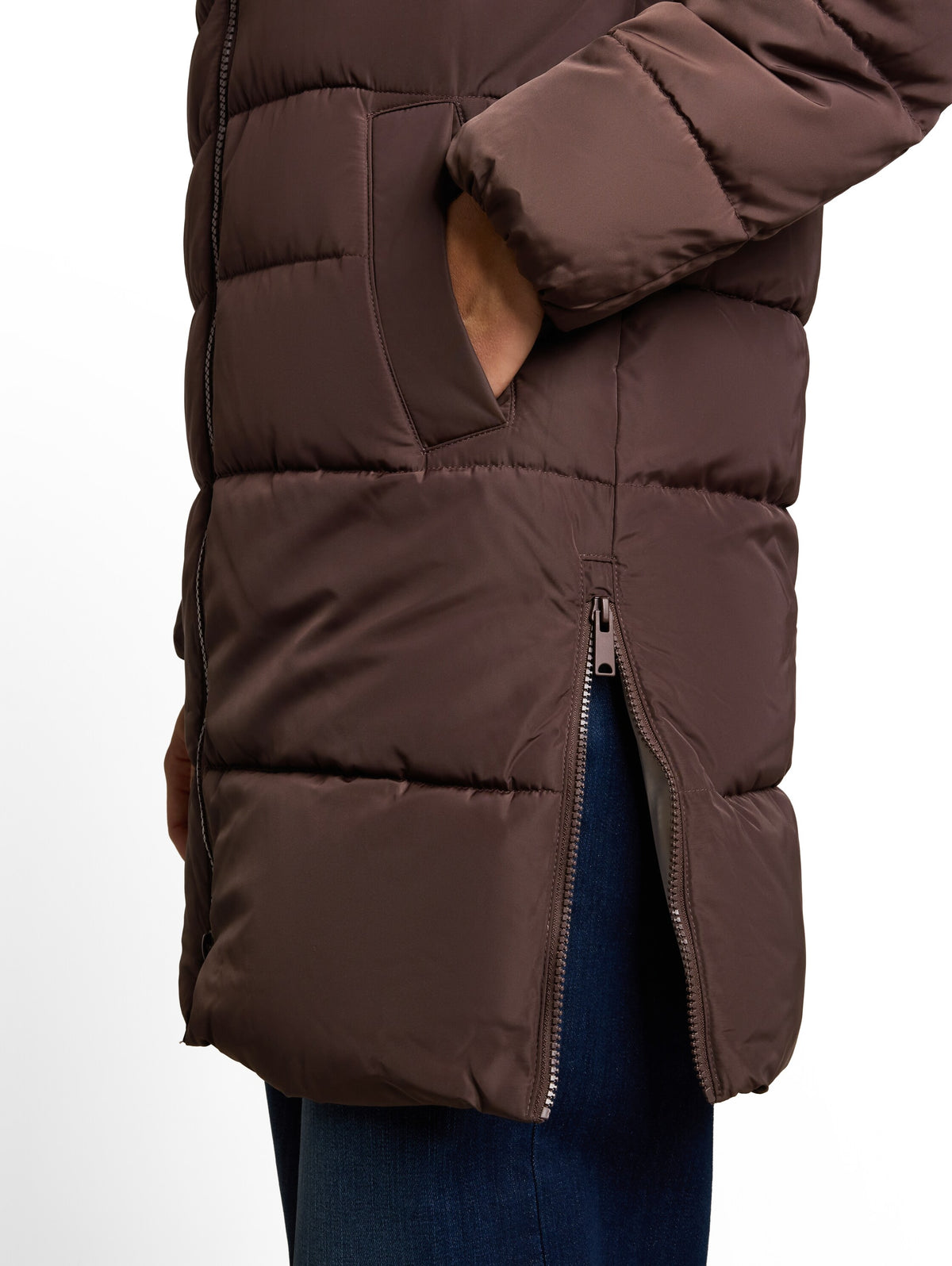 Puffer-Mantel aus wasserabweisendem Material